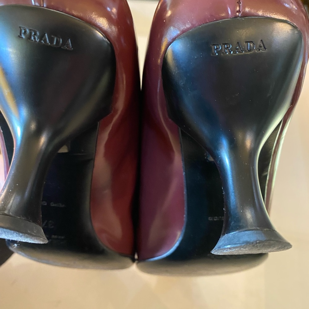 Prada burgundy low heels for woman - Picture 2 of 10